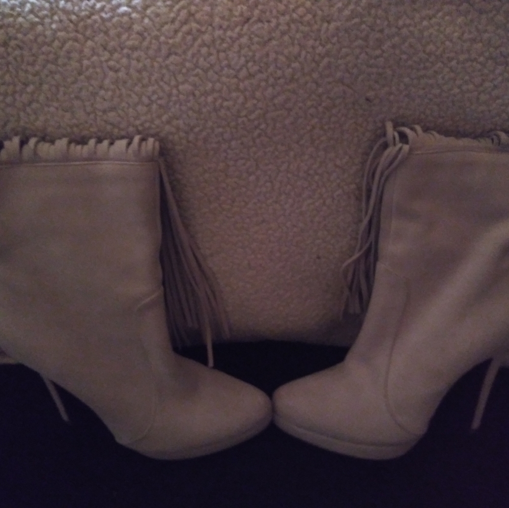Women's boots